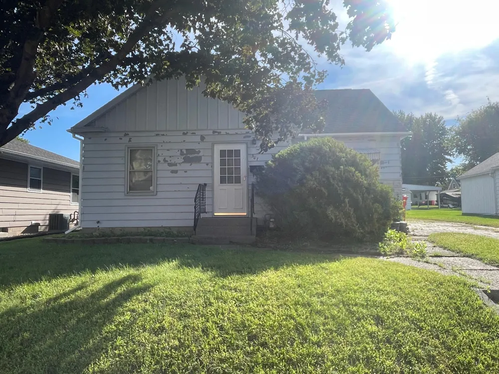 307 S Grant Street Fairmont, MN 56031