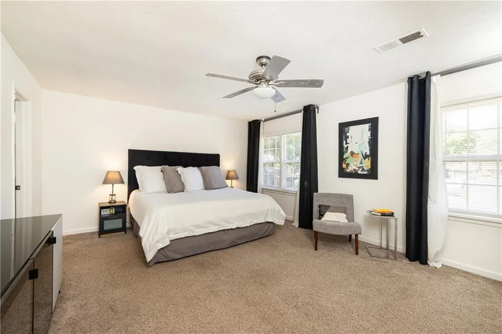 2702 Meadow Mere E Atlanta, GA 30341