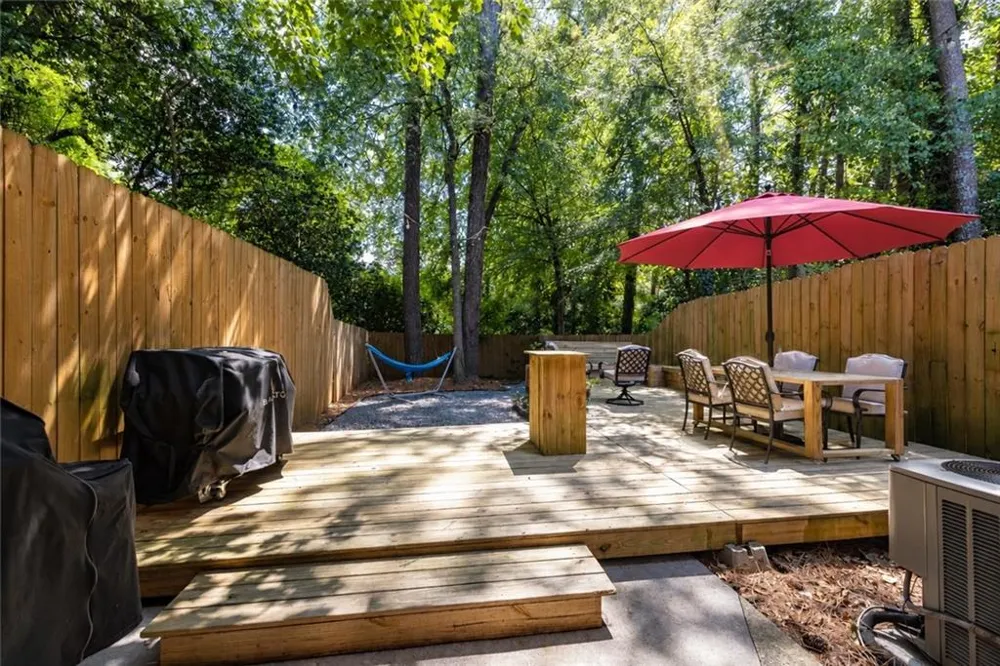 2702 Meadow Mere E Atlanta, GA 30341