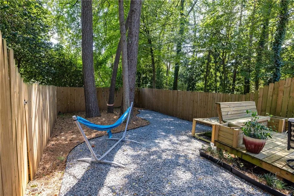 2702 Meadow Mere E Atlanta, GA 30341