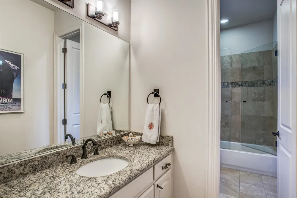 2811 Hood Street #C Dallas, TX 75219