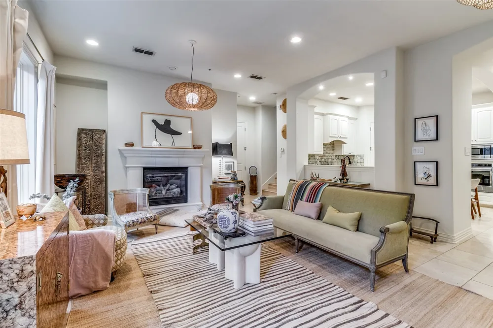 2811 Hood Street #C Dallas, TX 75219