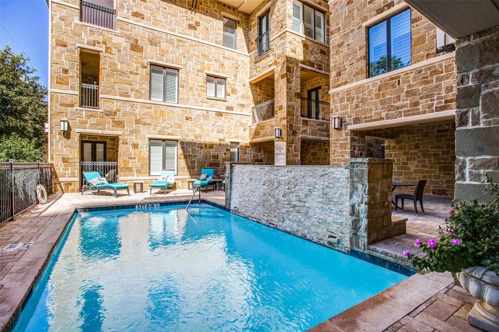 2811 Hood Street #C Dallas, TX 75219