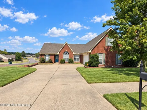 1636 Madison Cove