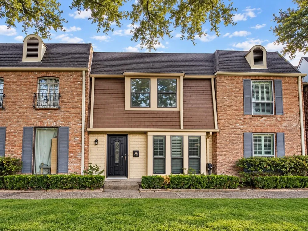 526 Post Oak Lane Houston, TX 77024