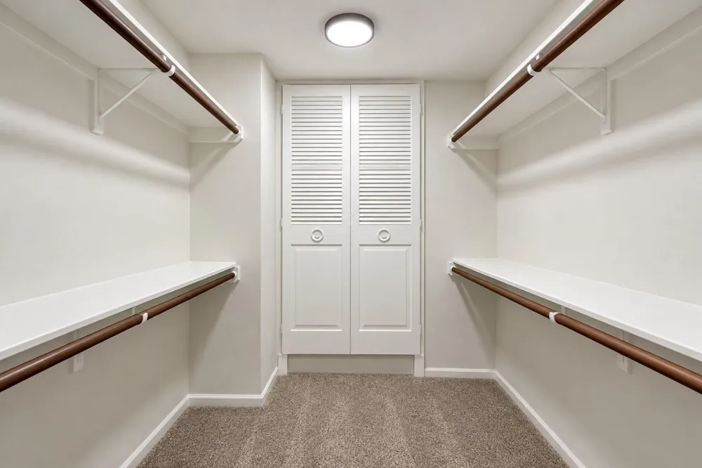 526 Post Oak Lane Houston, TX 77024