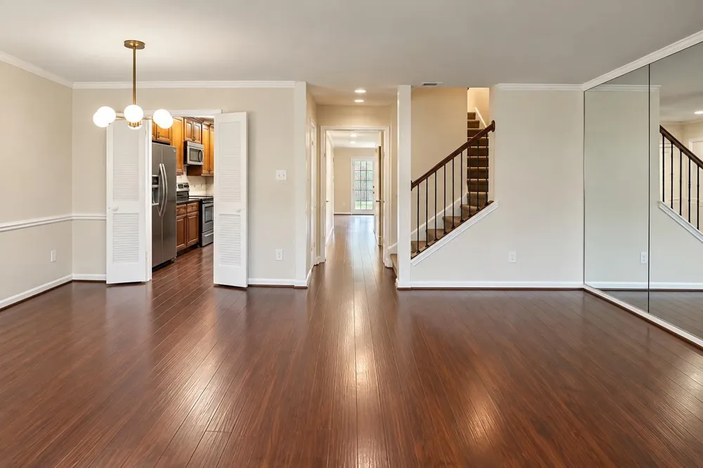 526 Post Oak Lane Houston, TX 77024