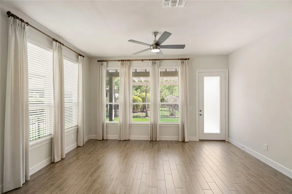 516 Nokota Drive Spring, TX 77382