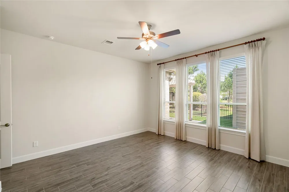 516 Nokota Drive Spring, TX 77382