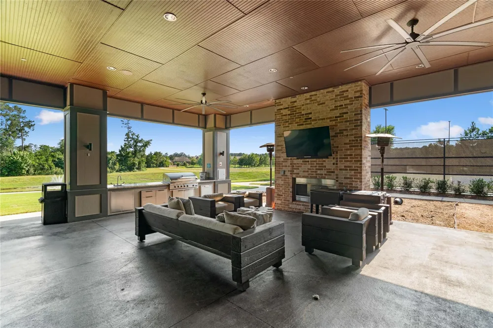 516 Nokota Drive Spring, TX 77382