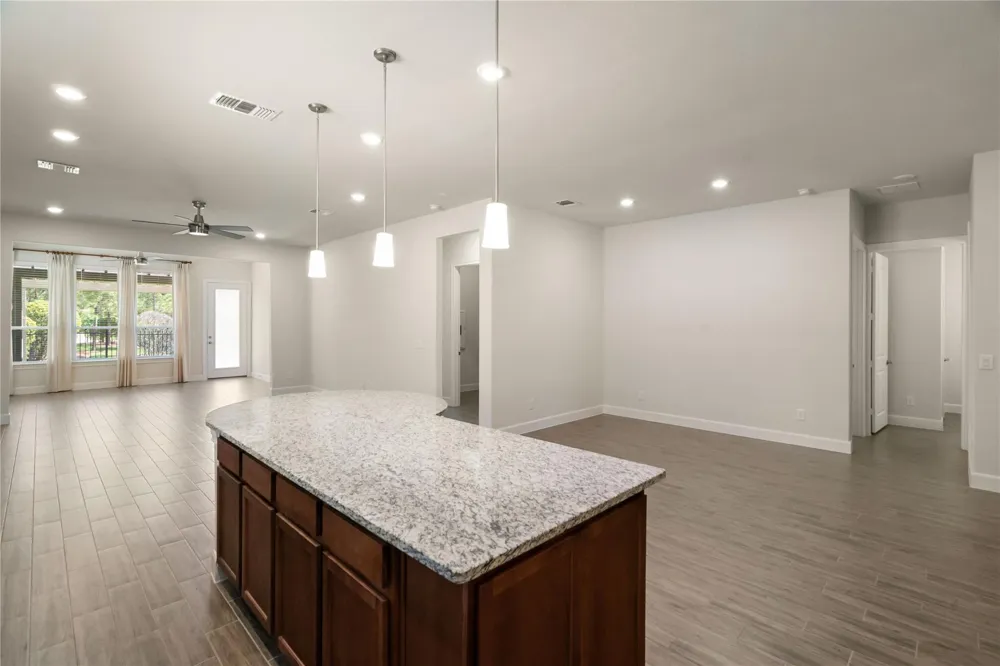 516 Nokota Drive Spring, TX 77382