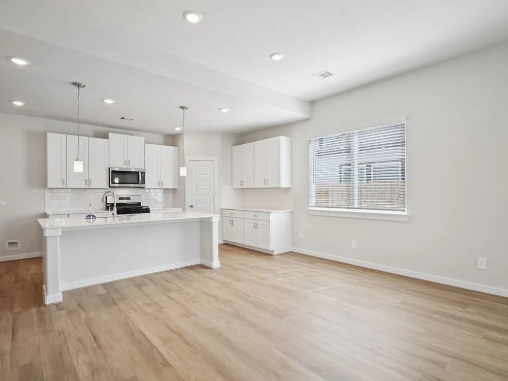 31031 Amalfi Cliff Drive Huffman, TX 77336