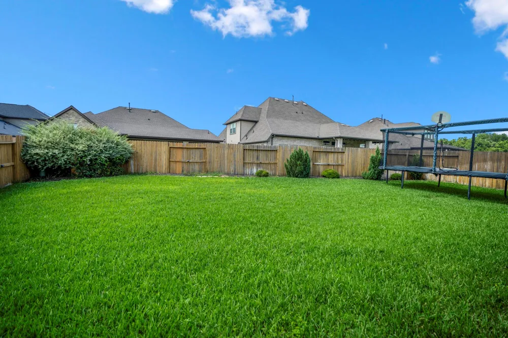 10615 Parkwood Court Missouri City, TX 77459