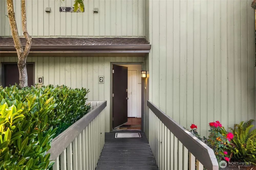 3400 108th Place NE #2 Bellevue, WA 98004