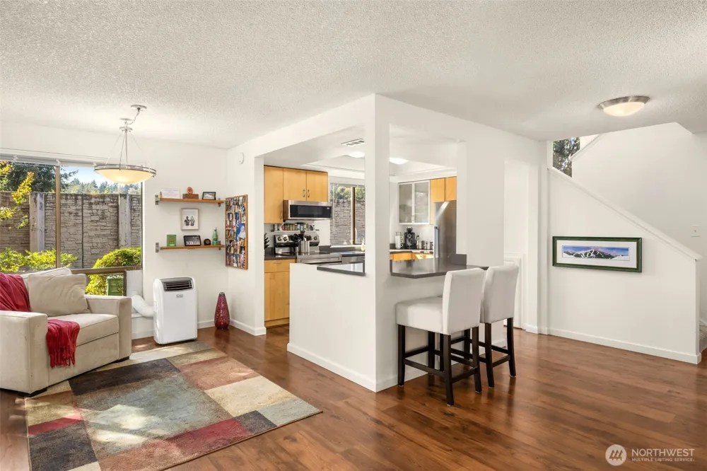 3400 108th Place NE #2 Bellevue, WA 98004