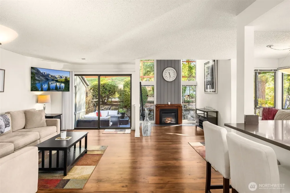 3400 108th Place NE #2 Bellevue, WA 98004