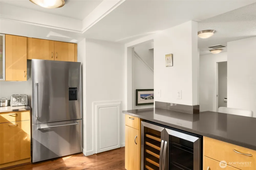 3400 108th Place NE #2 Bellevue, WA 98004