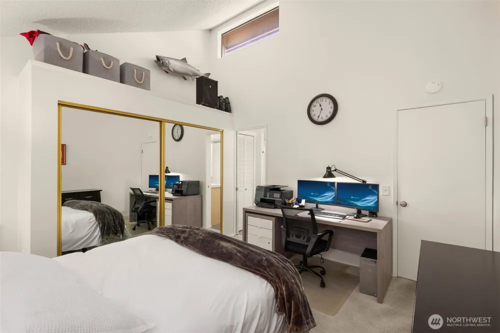3400 108th Place NE #2 Bellevue, WA 98004