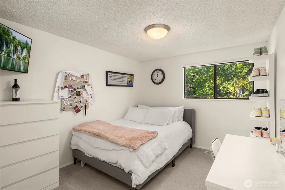 3400 108th Place NE #2 Bellevue, WA 98004