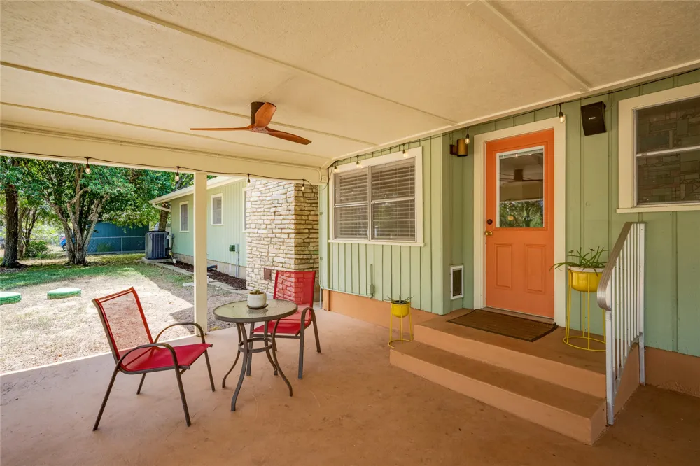 402 Suttles Avenue San Marcos, TX 78666