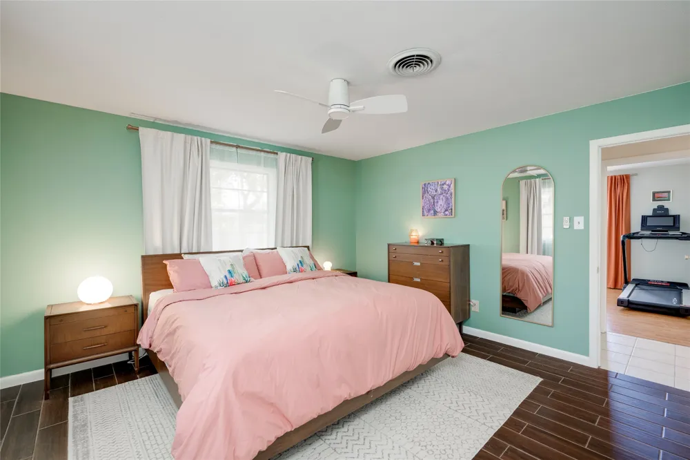 402 Suttles Avenue San Marcos, TX 78666