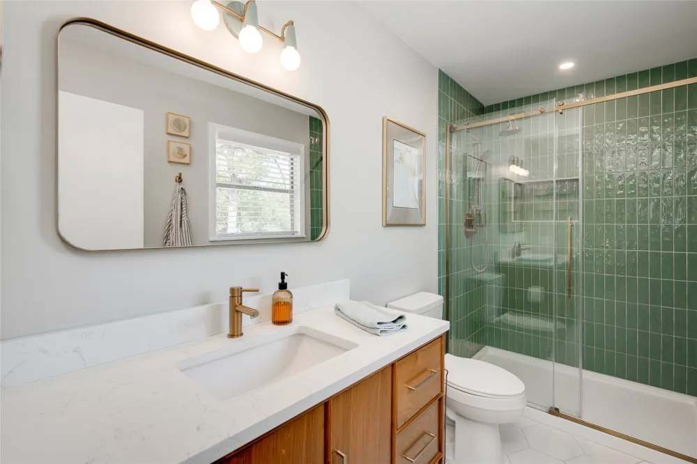 402 Suttles Avenue San Marcos, TX 78666