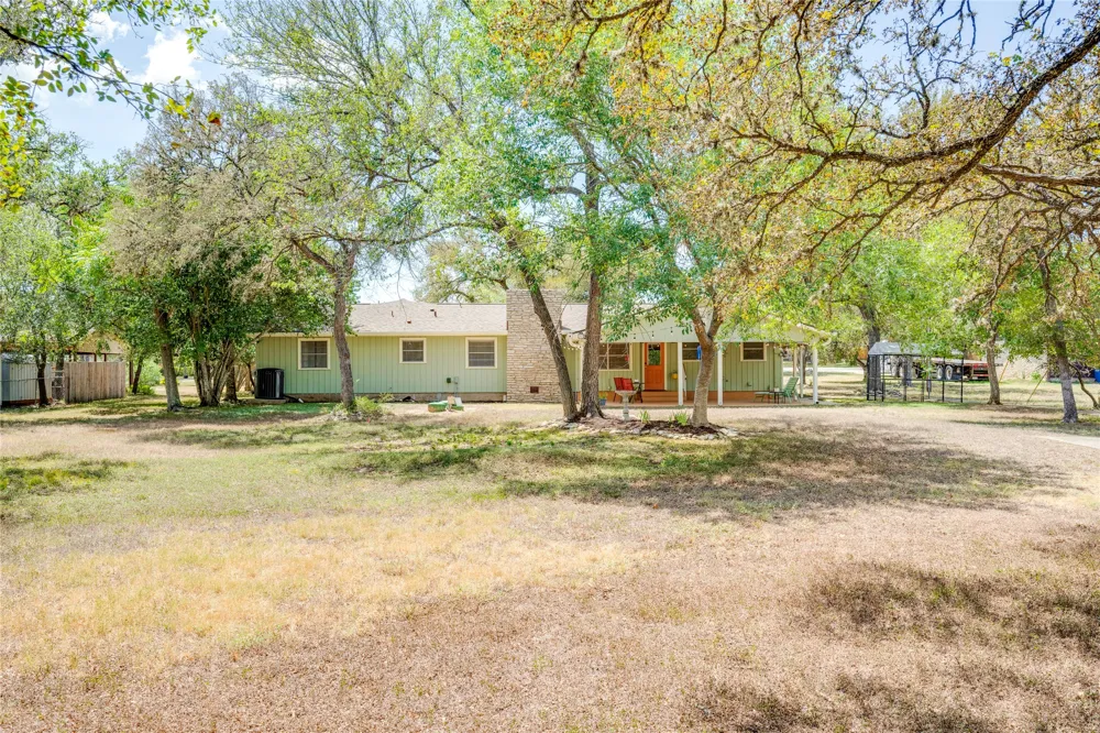 402 Suttles Avenue San Marcos, TX 78666