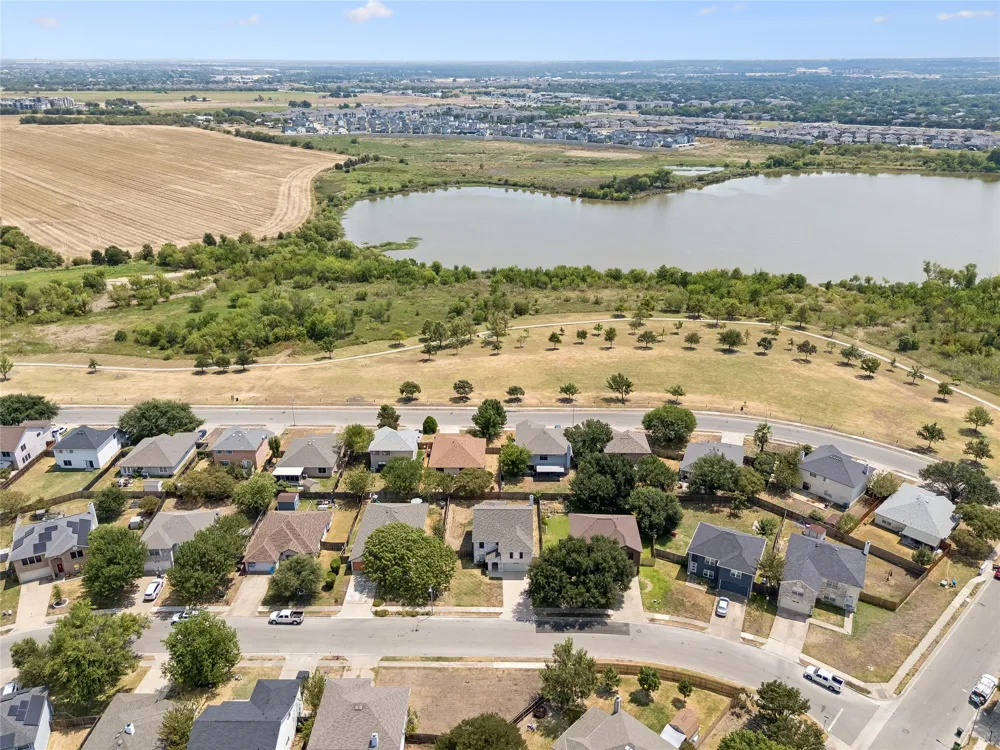 3607 Bass Loop Round Rock, TX 78665