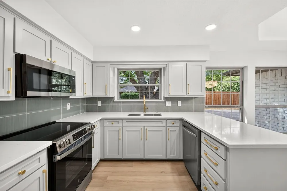 141 Baird Circle Highland Village, TX 75077