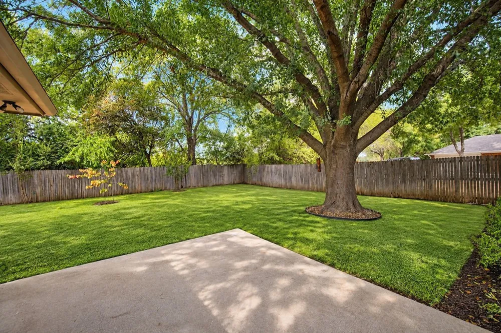 141 Baird Circle Highland Village, TX 75077