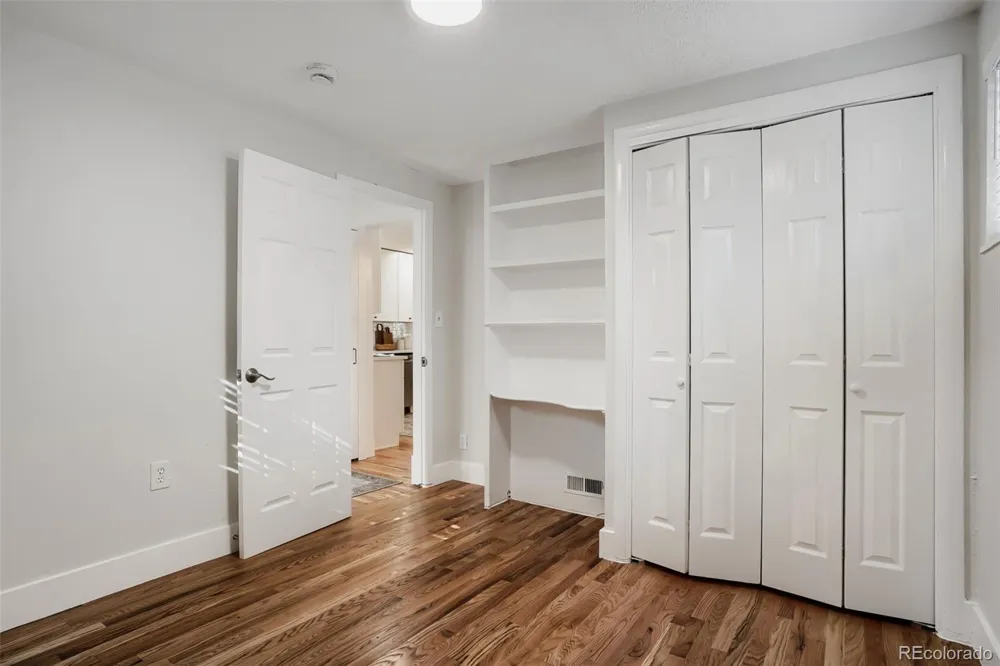 2739 S Lincoln Street Englewood, CO 80113