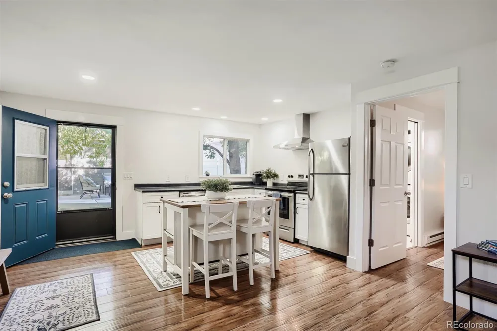 2739 S Lincoln Street Englewood, CO 80113