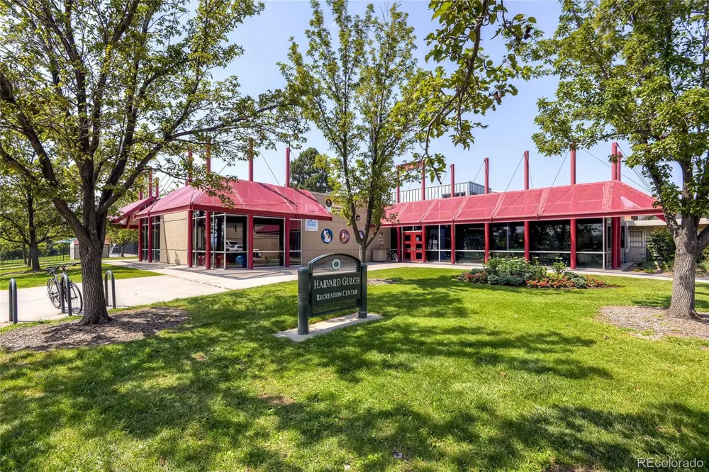 2739 S Lincoln Street Englewood, CO 80113