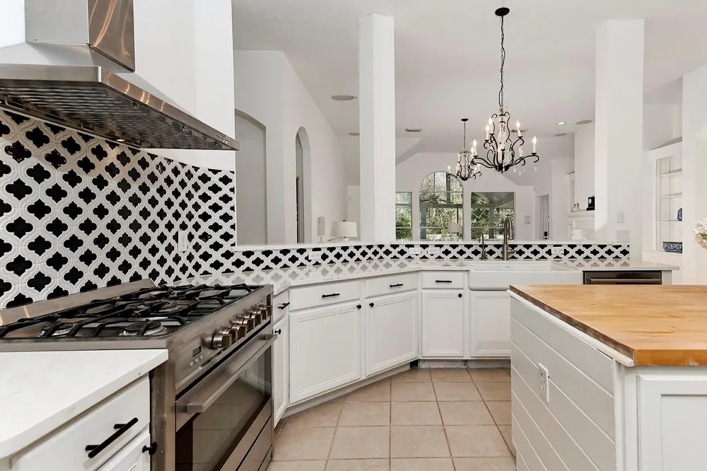 174 Wimberly Way The Woodlands, TX 77385