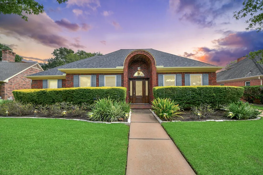 622 Fernglade Drive Richmond, TX 77406