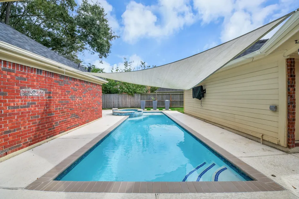 622 Fernglade Drive Richmond, TX 77406