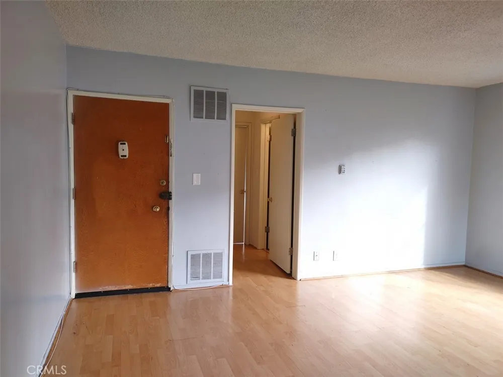 8829 Alcott Street #6 Los Angeles, CA 90035
