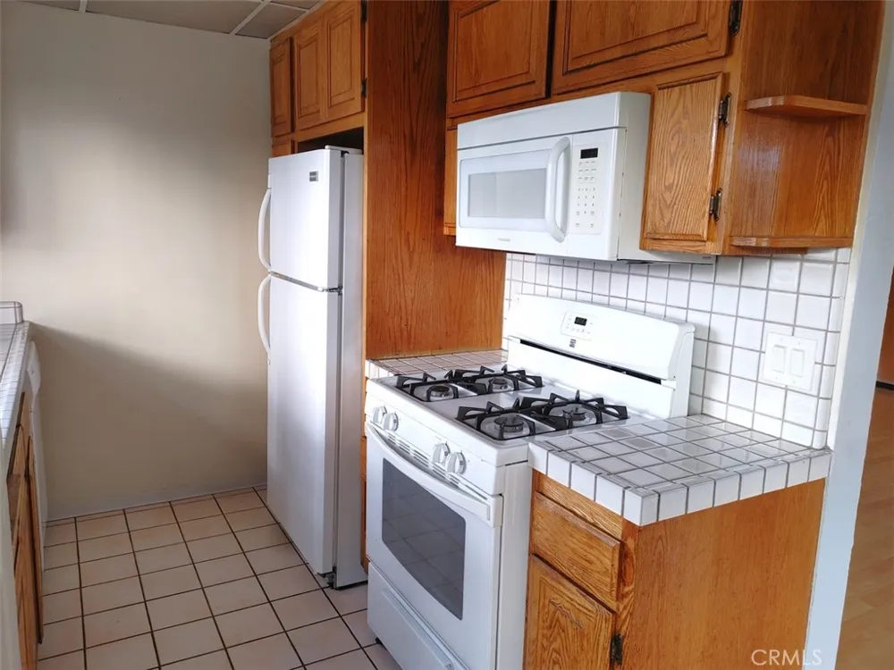 8829 Alcott Street #6 Los Angeles, CA 90035