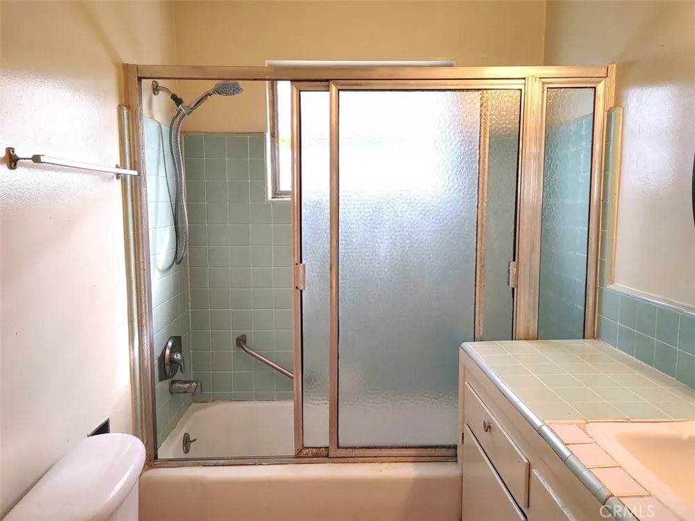 8829 Alcott Street #6 Los Angeles, CA 90035