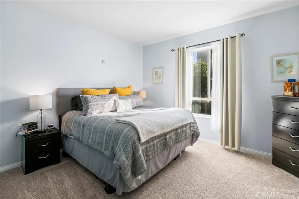 3750 Santa Rosalia #303 Los Angeles, CA 90008