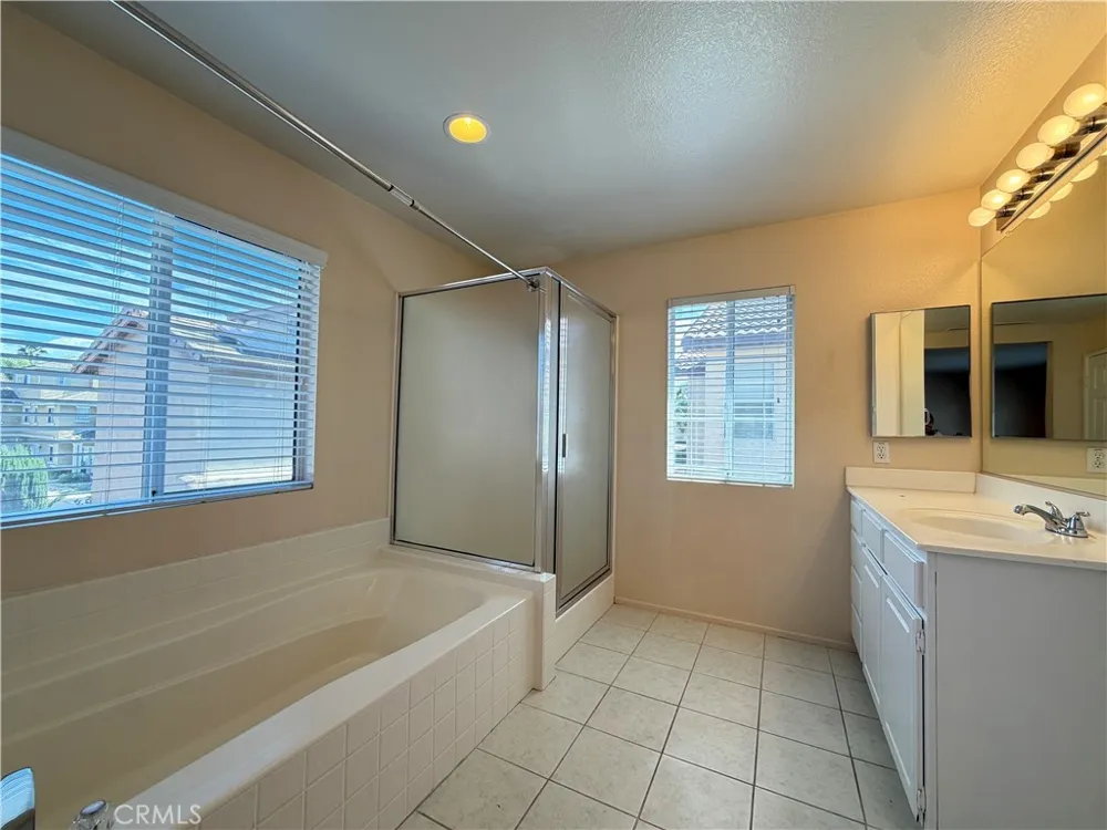 26242 Heritage Union Lane Murrieta, CA 92563