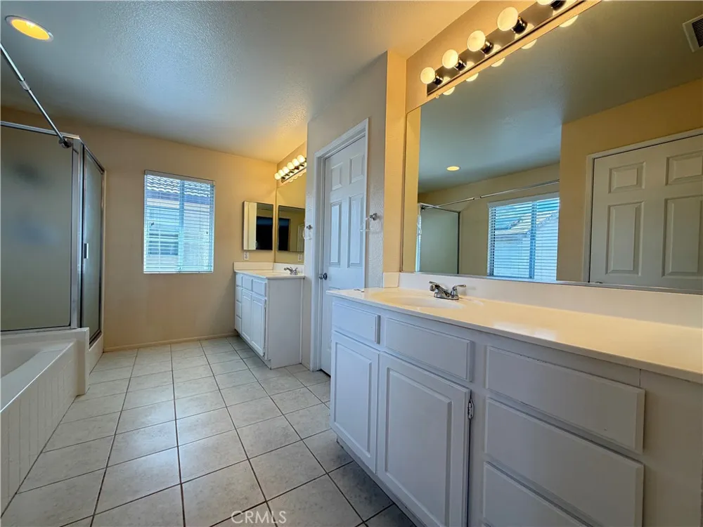 26242 Heritage Union Lane Murrieta, CA 92563