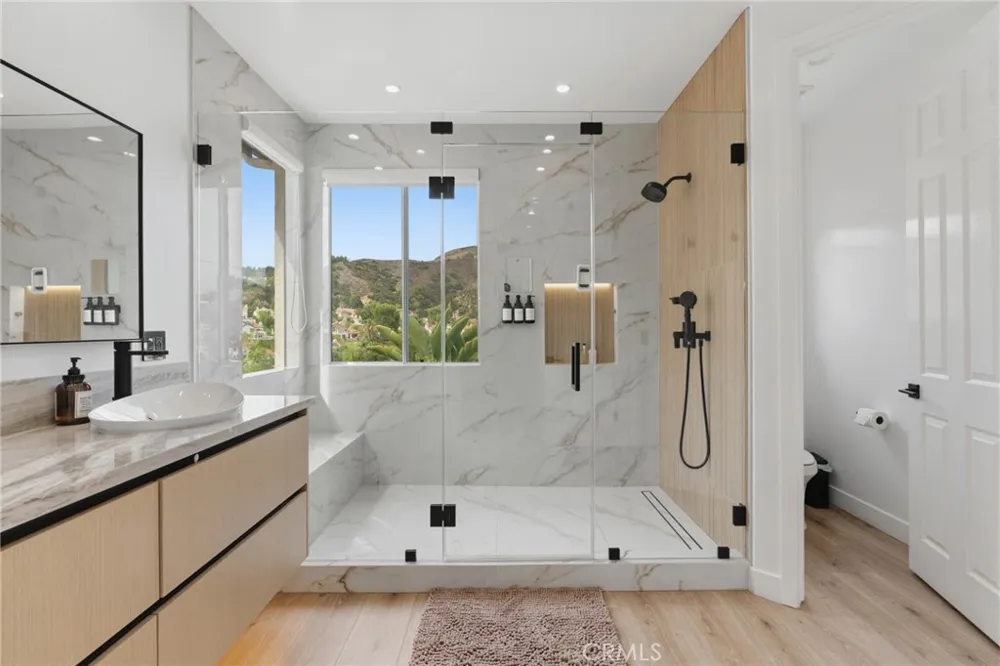 3633 Calle Jazmin Calabasas, CA 91302