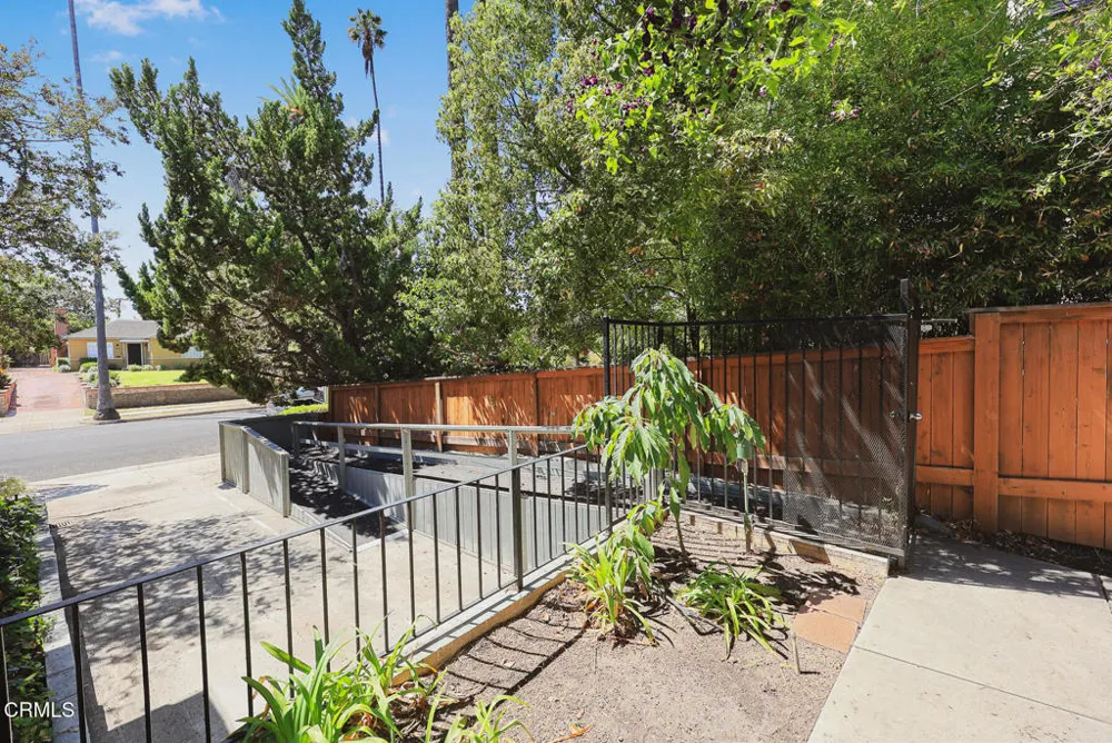 1520 Spruce Street #11 South Pasadena, CA 91030