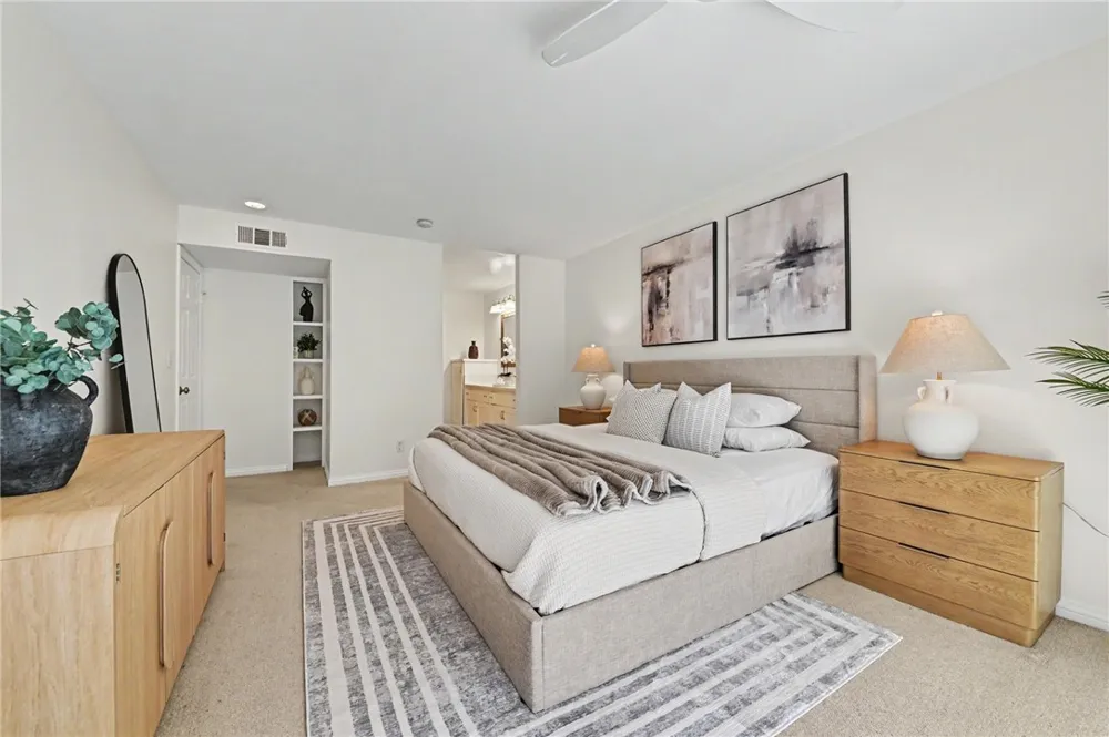 11667 Gorham #304 Los Angeles, CA 90049