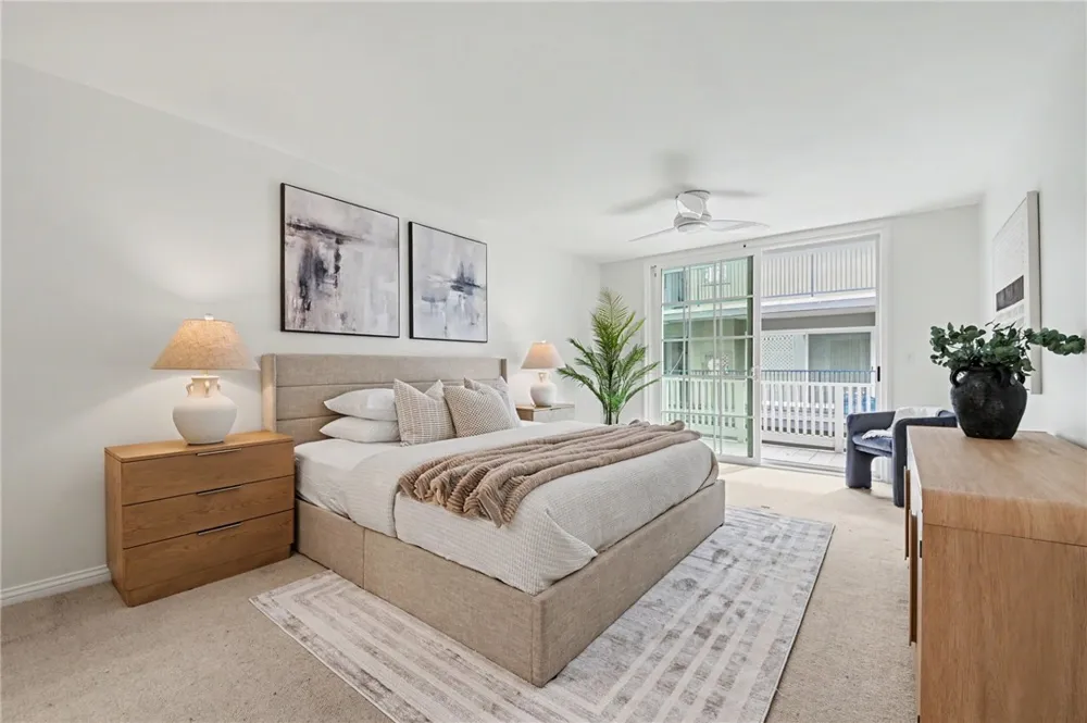 11667 Gorham #304 Los Angeles, CA 90049