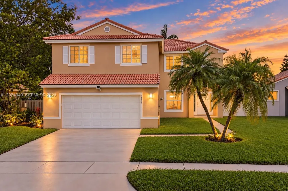 18961 NW 10th Ter Pembroke Pines, FL 33029