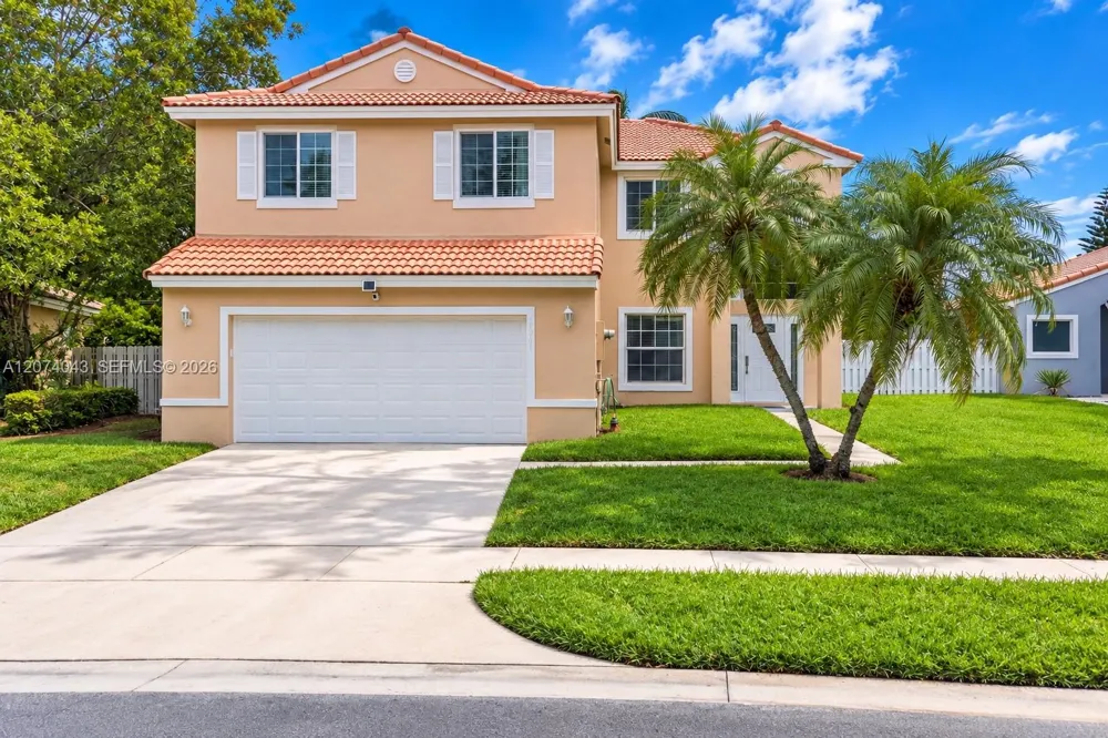 18961 NW 10th Ter Pembroke Pines, FL 33029