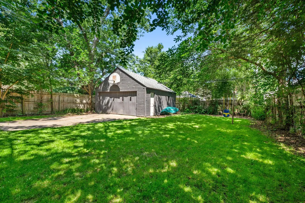 1666 Pearson Street Ferndale, MI 48220