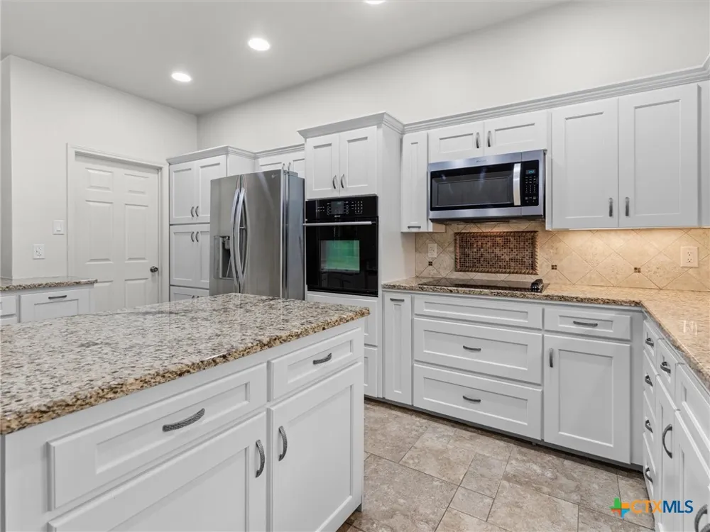 2252 Waterford Grace New Braunfels, TX 78130
